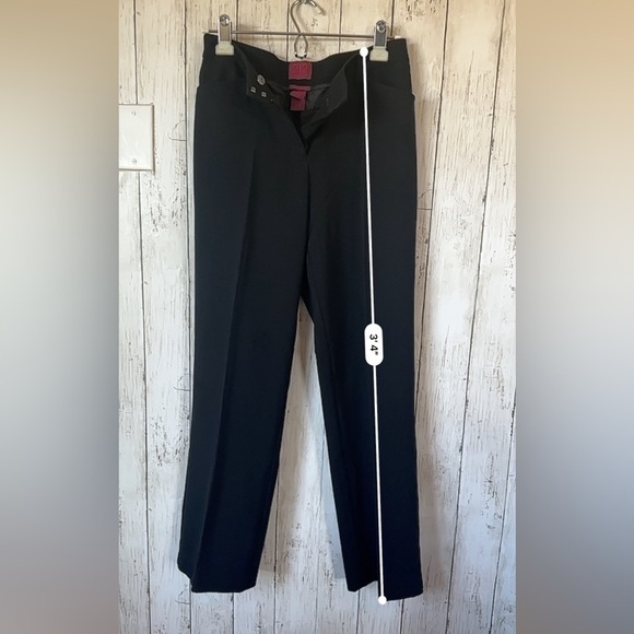 212 Collection. Natural Fit. Dress pants. Size 4 Sh… - Picture 4 of 7